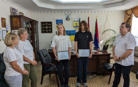 Двом випускникам зі Славути видали по 5 тисяч за успішну здачу мультитесту