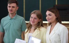 У Хмельницькому вручили подяки голови обласної ради молоді та волонтерам