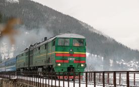 Укрзалізниця запустила два потяги на Закарпаття через Хмельницький