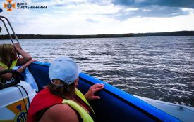 На Дністрі надзвичайники врятували жінок, які плавали на байдарках