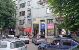У центрі Хмельницького буде платне паркування (СПИСОК ВУЛИЦЬ)