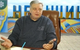 Мер Нетішина вп'яте спробує отримати надбавку і премію для себе