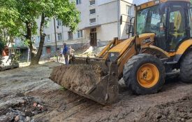 Ремонти дворів у Хмельницькому на шість мільйонів: список та вартість