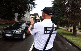 Штраф за паркування можна перевірити онлайн: як це працює у Хмельницькому