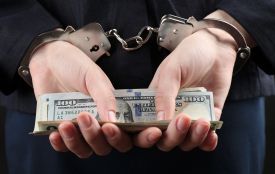 Дала 200 доларів військовому ТЦК: на Хмельниччині судили жінку