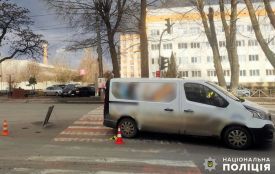 Збив на переході: в ДТП на проспекті Миру постраждала жінка (ВІДЕО)