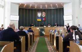 Позачергова сесія Хмельницької обласної ради: депутати підтримали Президента Володимира Зеленського