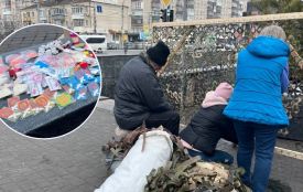Збирають гроші для ЗСУ: біля «Либідь Плази» волонтери плетуть маскувальні сітки