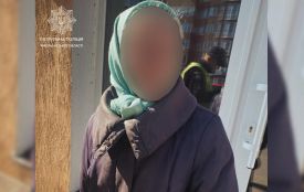 У Хмельницькому заблукала літня жінка. Їй допомогли патрульні