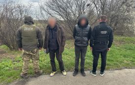 Житель Хмельниччини хотів втекти за кордон за 6 700 доларів. Його затримали