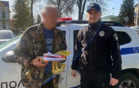 Подолав 50 кілометрів: на Хмельниччині розшукали зниклого чоловіка із психічними розладами