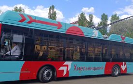 Новий тролейбус у Хмельницькому: чим оснащений і які має особливості