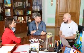 Діти воїнів з Хмельниччини можуть поїхати в США