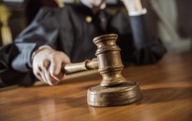 На Хмельниччині підприємство користувалося землею за підробленими документами. Був суд