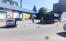 На Хмельниччині зіткнулись мікроавтобус та мотоцикл. Водій двоколісного – в лікарні