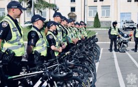 У патрульну поліцію Хмельниччини запрошують на роботу: які вимоги та зарплата