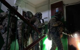 Ліквідація наркобізнесу в Україні: полісмени проводять масштабні обшуки