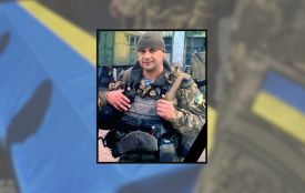 На Хмельниччині попрощалися з воїном, який загинув три роки тому