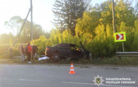 Влетів у відбійник: у Хмельницькому районі загинув 27-річний чоловік