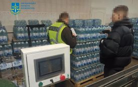 На Хмельниччині продавали небезпечну питну воду. Судитимуть причетних