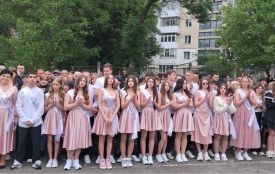 Рейтинг навчальних закладів Хмельницького за відзнаками випускників (ІНФОГРАФІКА)