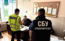 На Хмельниччині затримали лікаря-травматолога, який «оформлював» інвалідність призовникам
