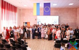 У Хмельницькому обговорили культуру як основу державності: приїхали делегації з шести областей