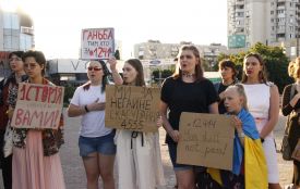 Хто і чому ходить на мітинг щодо НАБУ і САП у Хмельницькому. Репортаж ВСІМ