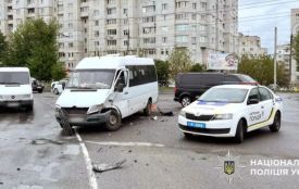 За кермом – п’яний начальник: деталі ДТП на кругу біля Темпу