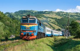 На Закарпатті з рейок зійшов поїзд: що відомо і яка ситуація зараз