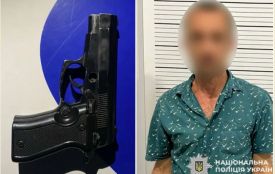 Біля міського пляжу чоловік з пістолетом напав на військового: буде суд