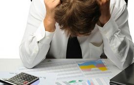 Бізнес згортається: на Хмельниччині за рік закрилися понад 400 компаній