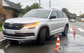 У Старокостянтинові пішохідка потрапила під колеса авто