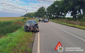 У Волочиській громаді сталася потрійна ДТП: є травмовані