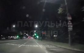 У Хмельницькому склали протокол на чоловіка, який переходив дорогу у невстановленому місці