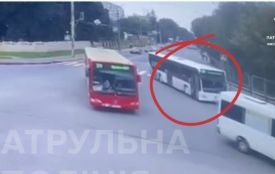 У Хмельницькому оштрафували водія маршрутки, який виїхав на зустрічну смугу (ВІДЕО)