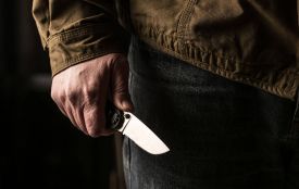 Судитимуть 47-річного нетішинця, який погрожував знайомому вбивством