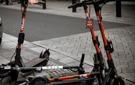 Жителя Хмельниччини оштрафували на 17 тисяч за п'яну їзду на електросамокаті. Деталі