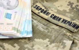 Батька загиблого військового з Хмельниччини позбавили виплат, бо ухилявся від аліментів