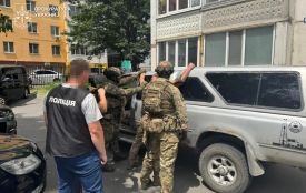 У Хмельницькому судитимуть чоловіка, який організував схему незаконного переправлення через кордон