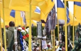 Загинули в один день: у Хмельницькому попрощаються з двома військовими