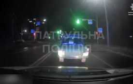 У Хмельницькому зупинили «Москвич» через несправність — водій був пʼяним