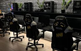 У комп’ютерному клубі Хмельницького курили в залі: власнику загрожує штраф