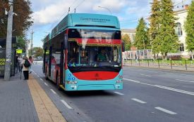 У Хмельницькому можливі зміни руху громадського транспорту через нестачу водіїв