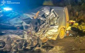 На Хмельниччині у ДТП загинули двоє водіїв — рятувальники деблокували тіла з понівечених авто