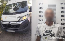 Поцупив авто Укрпошти й кобилу з возом — на Хмельниччині судитимуть злодія