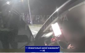 На Камʼянецькій патрульні спіймали п’яного водія (ВІДЕО)