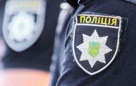 Перевірка документів у Нетішині закінчилася бійкою з поліцейськими (ВІДЕО)