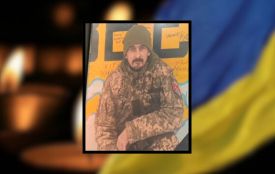 У Хмельницькому попрощались з воїном та батьком трьох дітей Євгенієм Оляніним