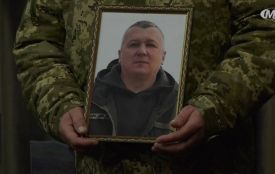 У Хмельницькому попрощалися з бойовим медиком Андрієм Кухаруком, який врятував десятки життів